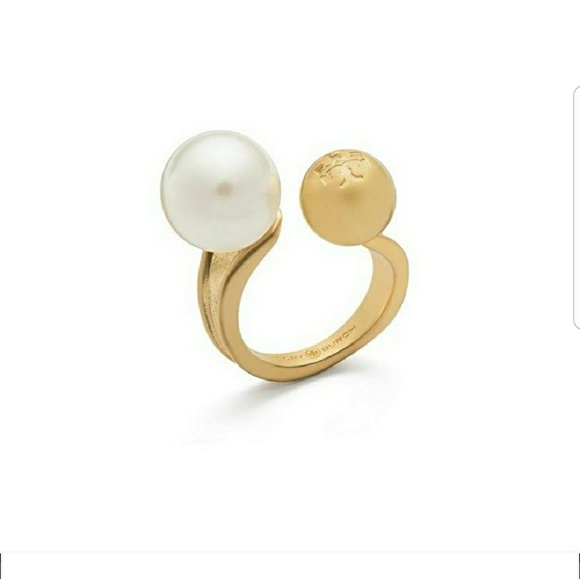 Tory Burch Jewelry - Tory Burch hammered metal and pearl float ring